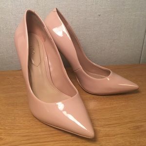 Pale Pink Aldo Pumps!